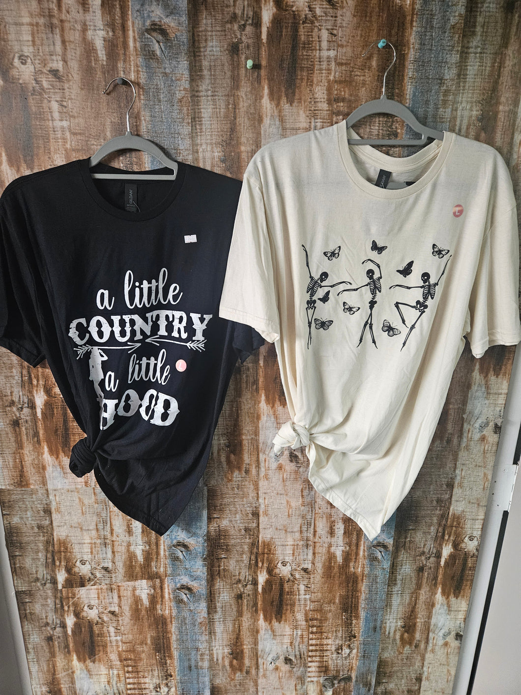 T-shirt Bundle Larges- Skellies/ A Little Country Tees