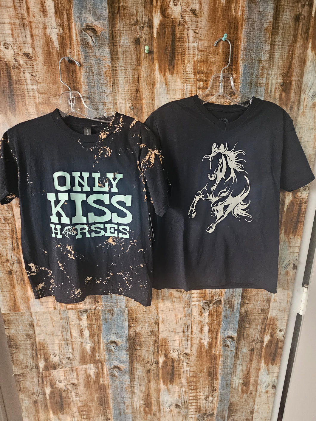 KIDS T-shirt Bundle  Larges- Only Kiss Horses /Horse Running Tees