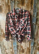 Load image into Gallery viewer, Horse Flannel - Running Horse Shirt
