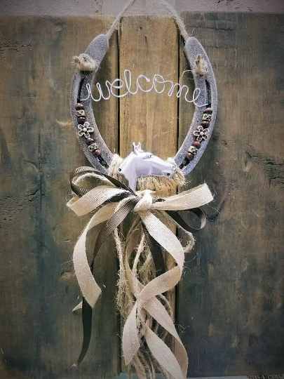 Personalized Gifts for Horse Lovers - Rustic Welcome Horseshoe
