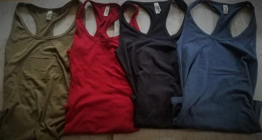 Bronc Graphic Tank Top